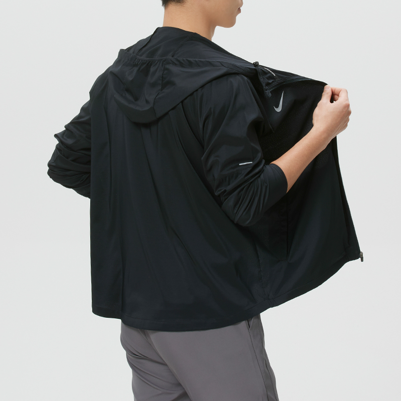 ナイキ メンズ スポーツウェア ランニング フィットネス ト - Running Gear Jacket のレビューと価格