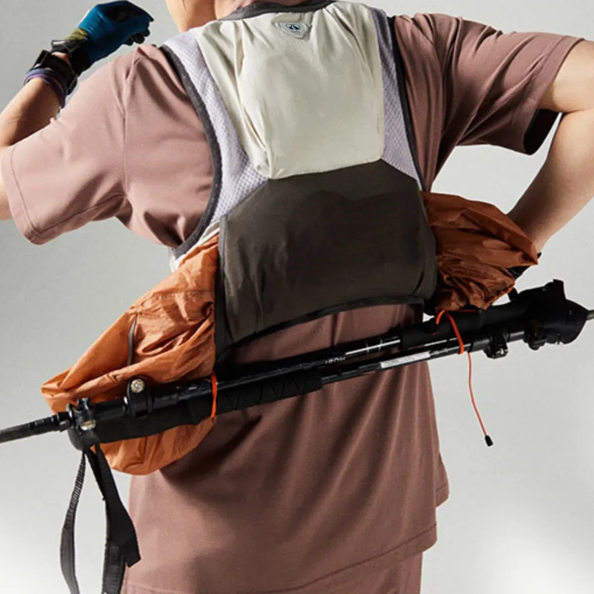 夏用アウトドアハイキング多機能ショルダーオフロードランニング - Running Hydration Vest のレビューと価格