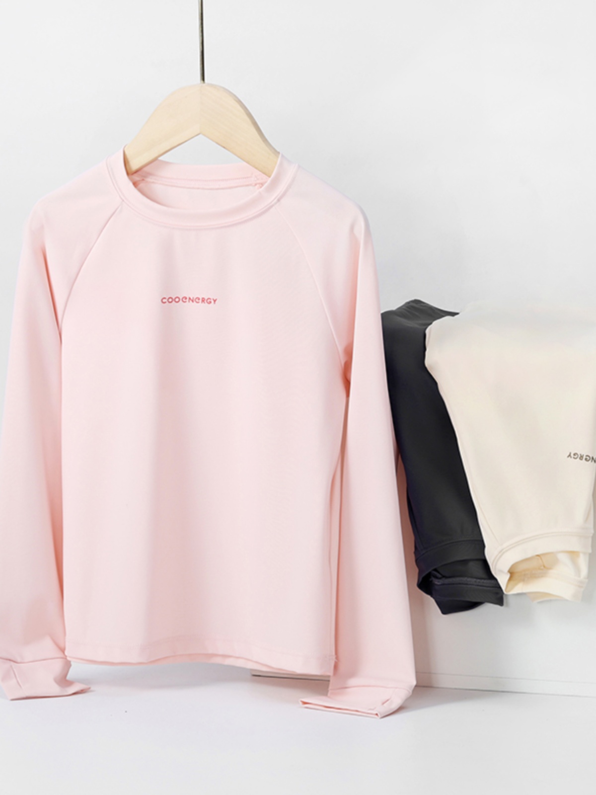 速乾性スポーツ Tシャツ 子供用 男の子と女の子用 バスケッ - Running Gear Girls のレビューと価格